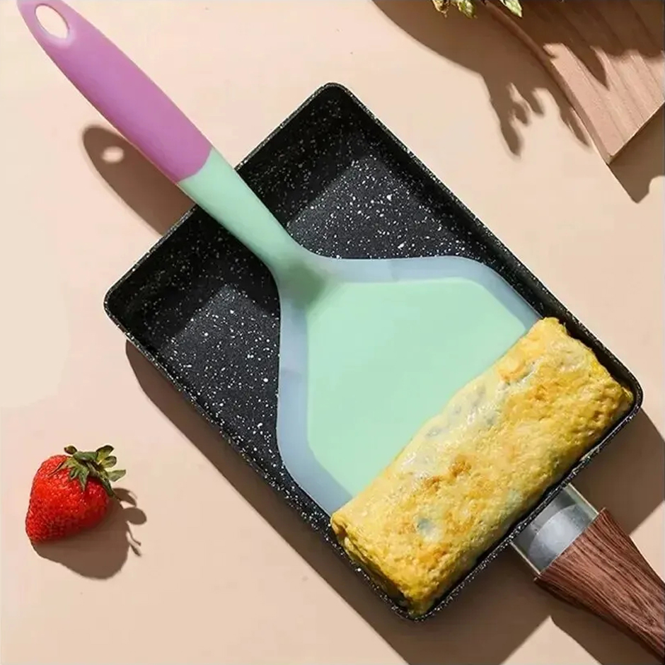 Okonomiyaki Spatula - สีสุ่มไม้พายแพนเค้กซิลิโคนทนอุณหภูมิสูงเนื้อไข่ครัว Scraper กว้างพิซซ่าเครื่องมือทําอาหารพลั่ว