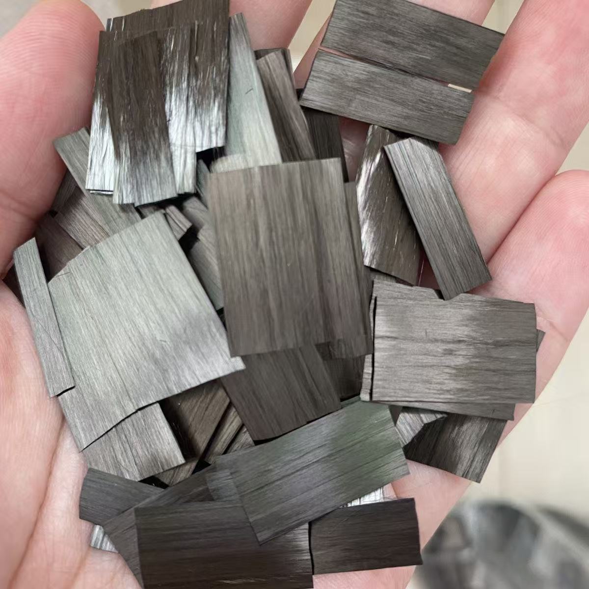 เส้นใยคาร์บอนไฟเบอร์แบบเส้นใยล - Crepe Pan Carbon บทวิจารณ์และราคา